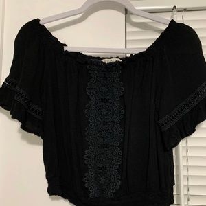 Flowery Off the Shoulder Cropped Shirt